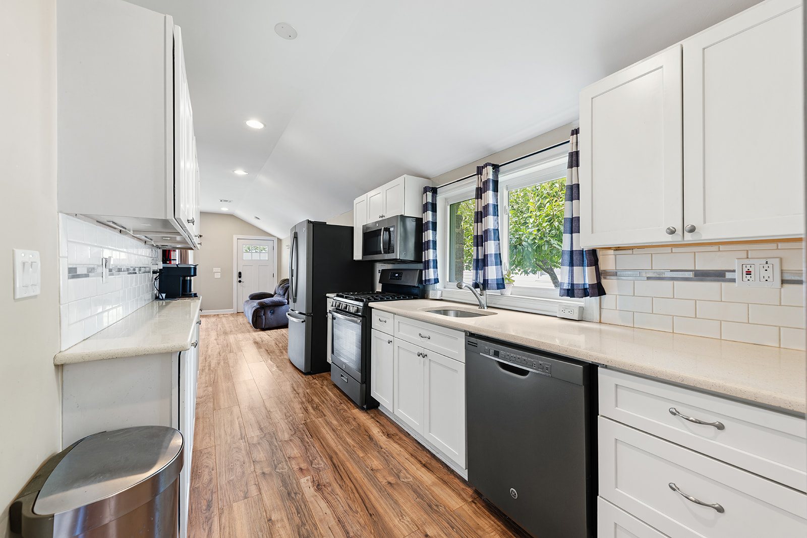 Updated kitchen with quartz countertops at 285 Shoreland Circle in Old Bridge NJ